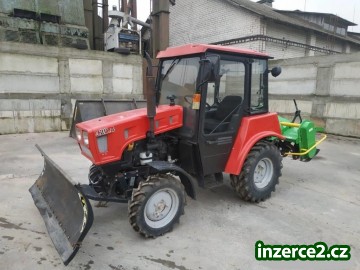 Traktor MTZ 320O.4 TXZ4_1 524892_1.jpg