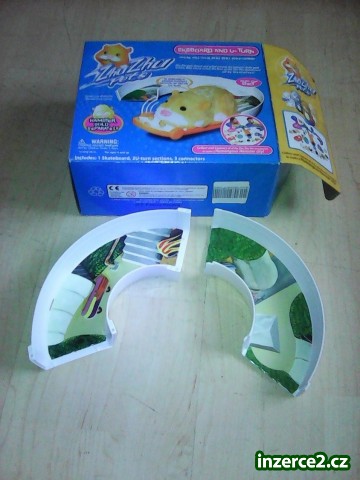 Zhu Zhu Pets Obrátka se skateboardem_1 525160_1.jpg