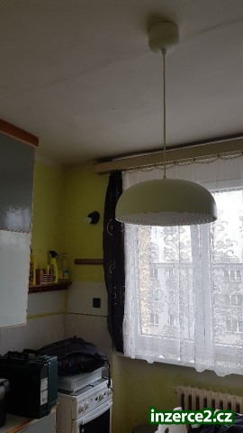 Pokoj pro paní nebo slečnu_1 525933_1.jpg