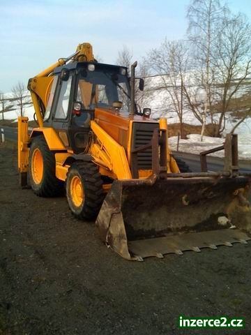 CAT 428 B v perfektním stavu_1 54291_1.jpg