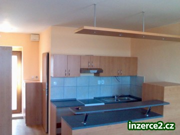 Pronájem bytu 2+kk v Rousínově u Vyškova_1 54306_1.jpg