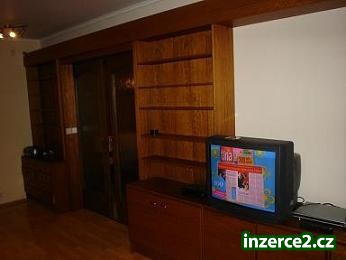 Nabízíme spolubydlení ve vile bez kauce!_2 55046_2.jpg