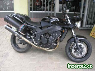 Triumph speed four 600_2 56142_2.jpg