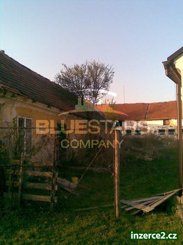 Venkovký dům a hospodářská budova k rekonstrukci_2 56889_2.jpg