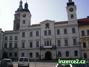 Pronájem reprezentativních sálů v Hradci Králové s výhledem na Velké náměstí_1 58949_1.jpg