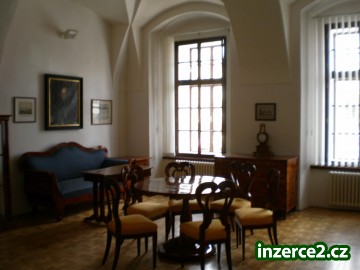 Pronájem reprezentativních sálů v Hradci Králové s výhledem na Velké náměstí_2 58949_2.jpg