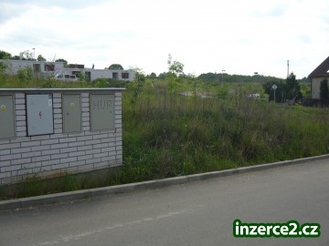 Stavební pozemek 678m2 Kralupy n/Vlt.-Mikovice_1 59415_1.jpg