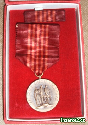 VYZNAMENÁNÍ-MEDAILE_2 59588_2.jpg