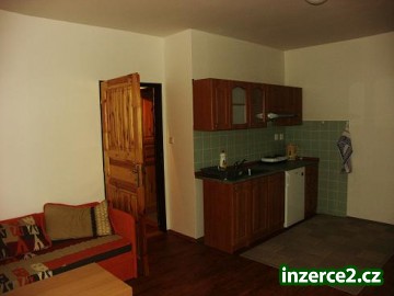 Garsonka 25m2, P5-Košíře, cihla, novostavba, částečně zařízena,_2 62093_2.jpg