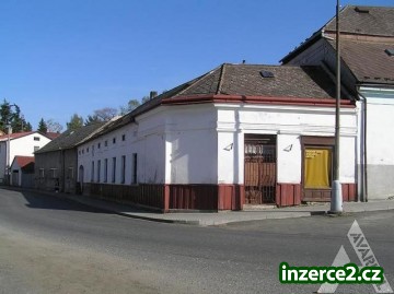 Prodej RD 3+1 na náměstí ve Zbraslavicích, okres Kutná Hora. 07-3143_1 667_1.jpg
