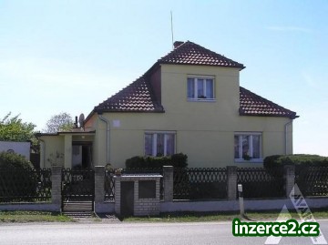 Prodej RD 4+1 se zahradou v Horkách, okres Kutná Hora. 07-3135_1 668_1.jpg