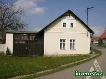 Pěkná chalupa 2+1 s větší zahradou v obci Nemíž, okres Benešov 07-3011_1 675_1.jpg