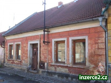 Prodej prostorného ŘRD 2+1 s možností půdní vestavby, Zlonice, okr. Kladno 07-2831_1 684_1.jpg