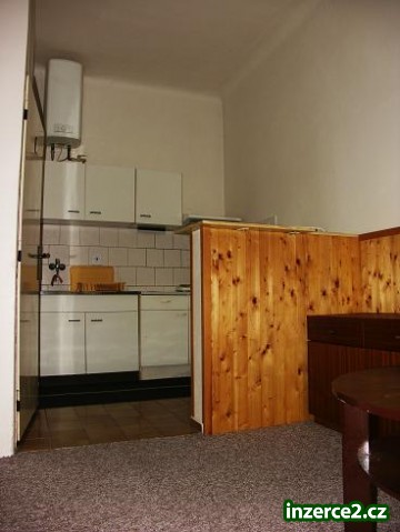 Garsonka 25m2, Praha 5 – Košíře, ul. Tůmova, cihla, přízemí, klidná lokalita,_2 68671_2.jpg