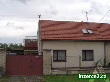 Prodej RD 4+1 v obci Mochov, okr. Praha- východ 06-2458_1 698_1.jpg