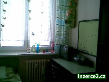 PRONÁJEM POKOJE V PANELOVÉM BYTĚ V LÍŠNI_2 70185_2.jpg