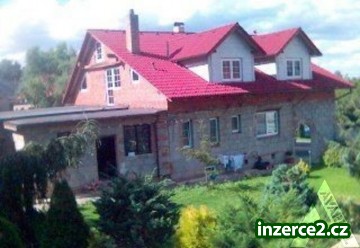 Prodej luxusního dvougeneračního sídla v Klečetné u Rakovníka s velkou dílnou a garáží pro 3 auta 06-2352_1 701_1.jpg
