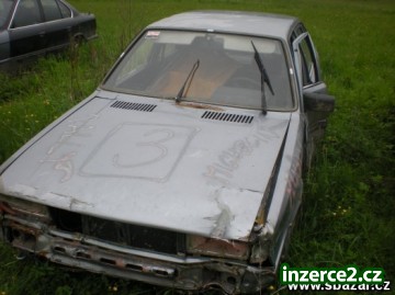 Audi 80 1,8 benzín, na prodej veškeré ND z vozu!_1 71098_1.jpg