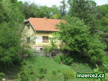 RD na samotě u lesa - Malé Přílepy_1 71883_1.jpg