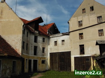 Prodej nemovitosti v Hořesedlech okr.Rakovník 05-0805_1 730_1.jpg
