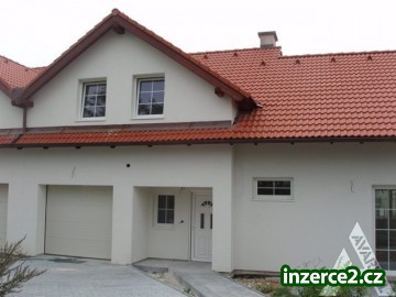 PRONÁJEM luxusního rodinného domu 8+1 v Kosoři-Praha západ 05-0496_1 735_1.jpg