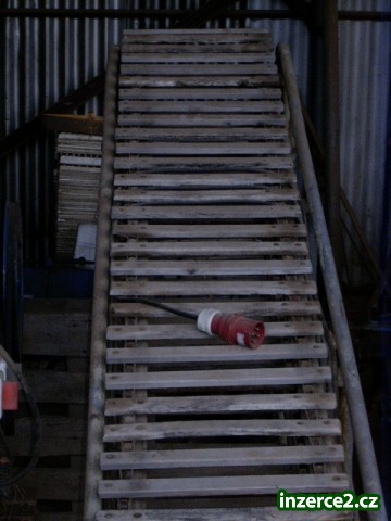 7422_1.jpg