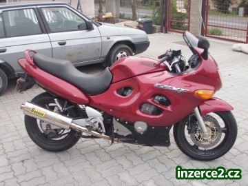 SUZUKI GSX 750 F_2 74300_2.jpg