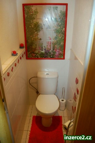 Kompletně zrekonstruovaný byt 3+1 s balkónem_2 74496_2.jpg