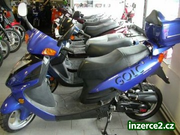 Prodáme motocykl skútr-GOLC 50 TRAVEL:_2 748_2.jpg