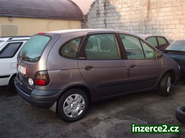 Scénic 1,6 16V r.v. 1999_1 7700_1.jpg