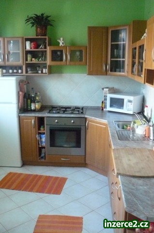 Prodám luxusně zrekonstruovaný byt 2+1_2 77382_2.jpg