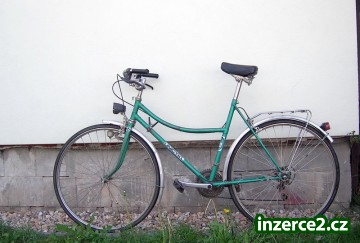 Starší silniční kolo_1 77455_1.jpg