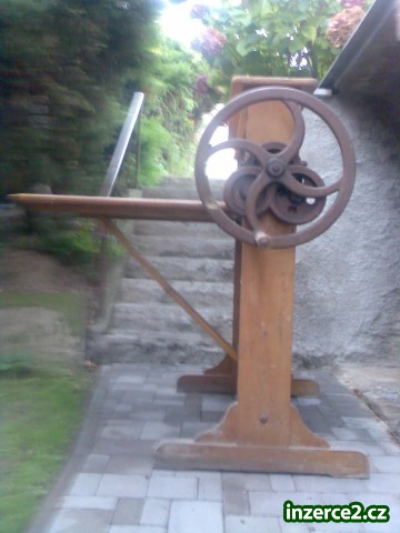 Starožitný mandl_2 77745_2.jpg
