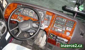 Zájezdový autobus Scania Irizar Century-2002_2 8000_2.jpg
