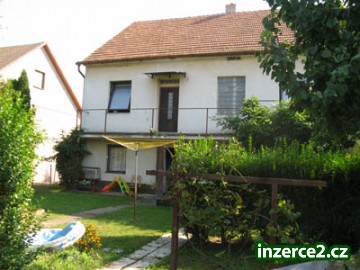 Rodinný domek v rekreační části Lužice (okr.Hodonín)_2 88814_2.jpg