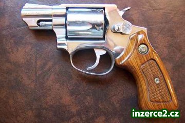 Revolver Taurus .38 spec. nerez_1 9447_1.jpg
